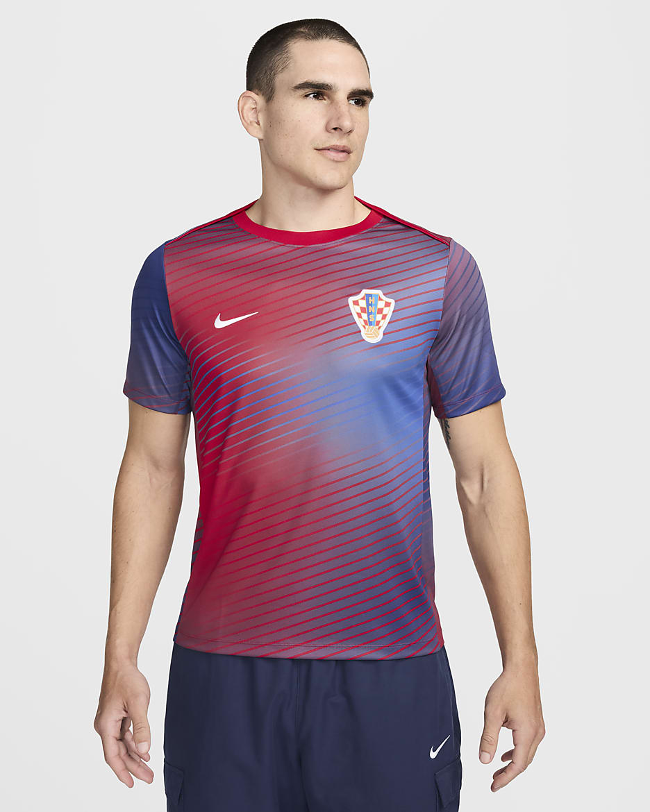 Croatia Academy Pro Men s Nike Dri FIT Football Short Sleeve Top. Nike UK